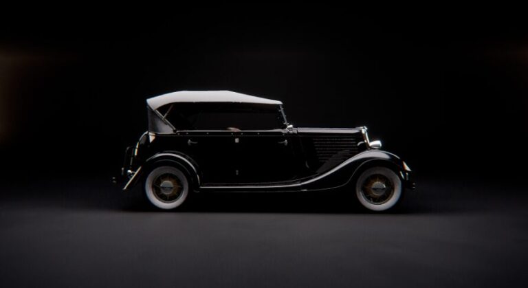 Drivable retro car “Farton” download